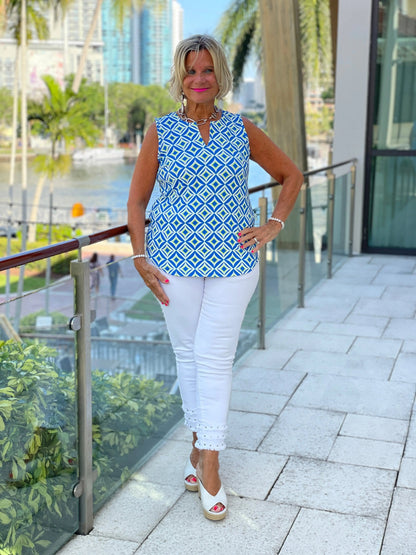 AQUA DIAMONDS SLEEVELESS V NECK