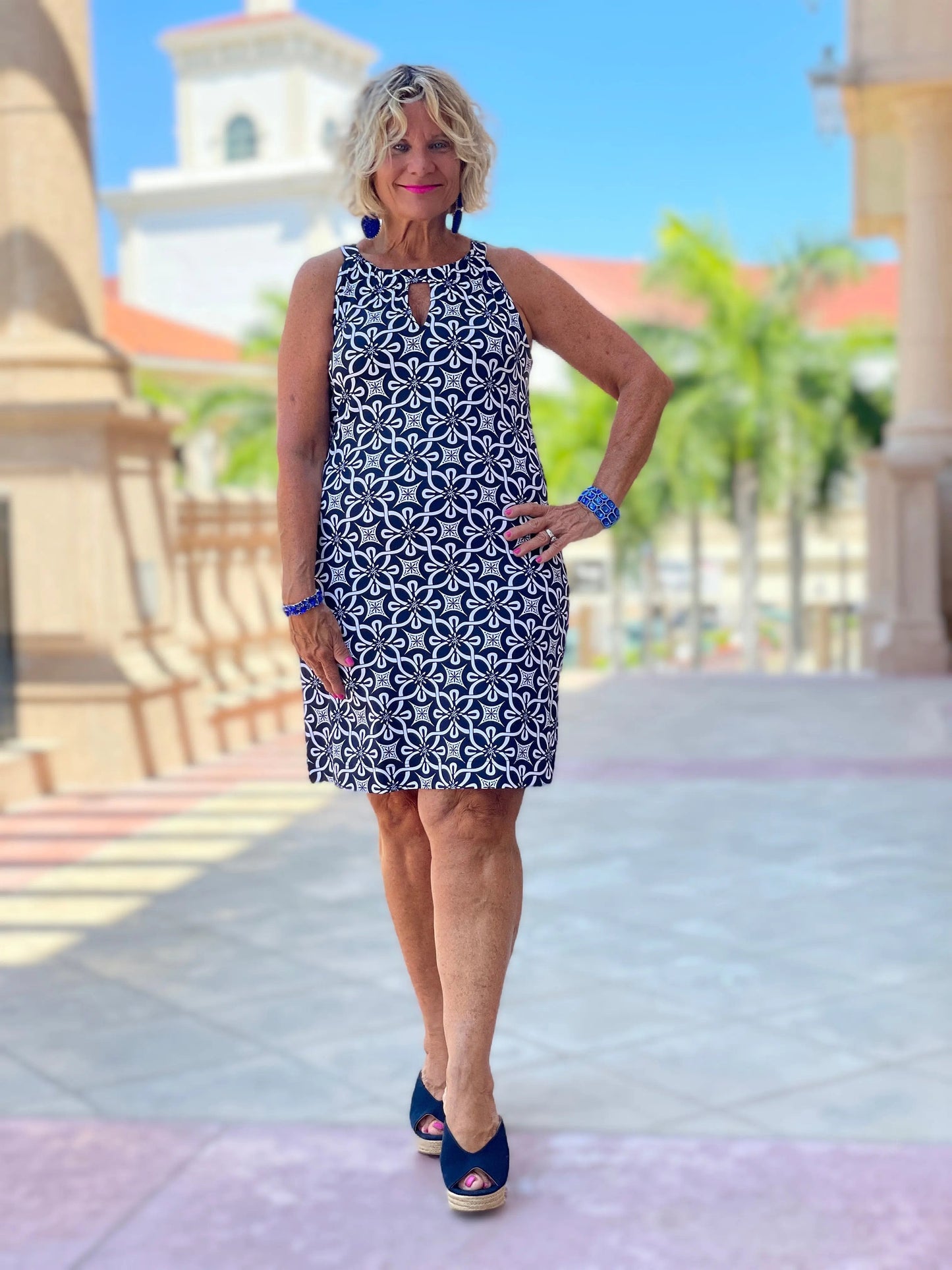 BRIGHTEN BLUE KEYHOLE DRESS