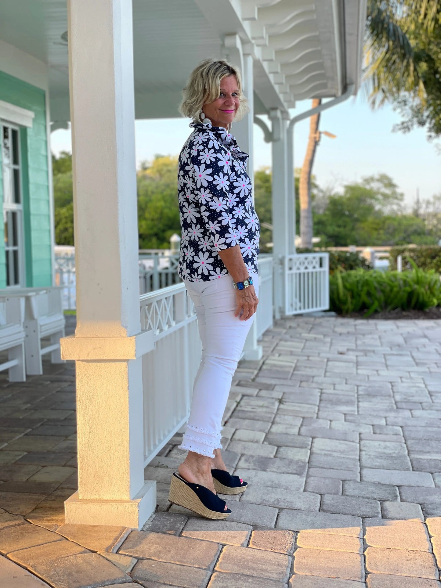 DAISY RUFFLE TOP