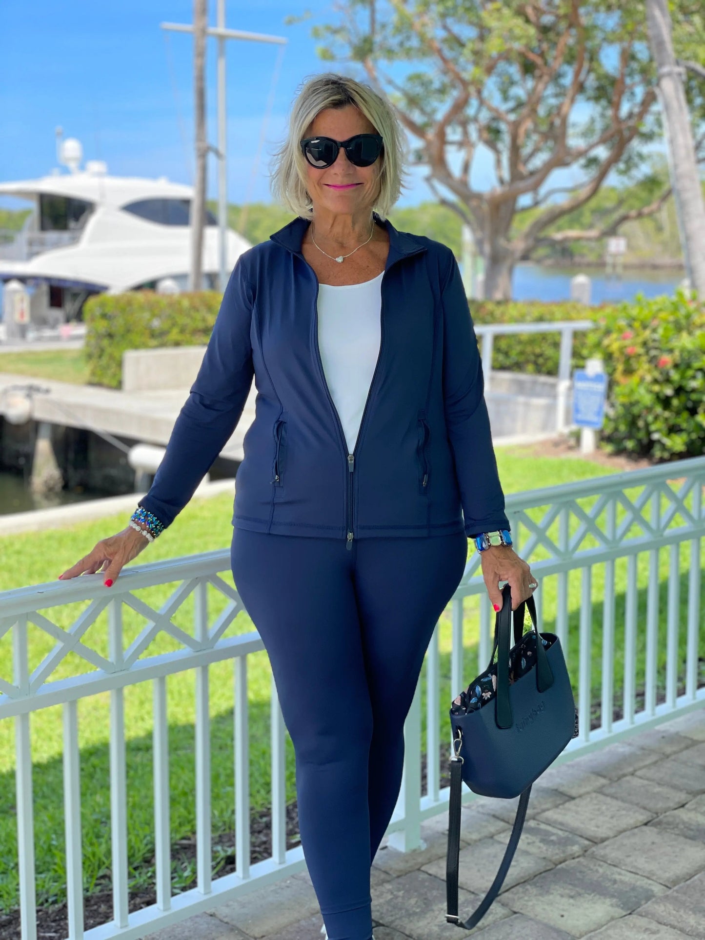 LULU-B NAVY LEGGINGS