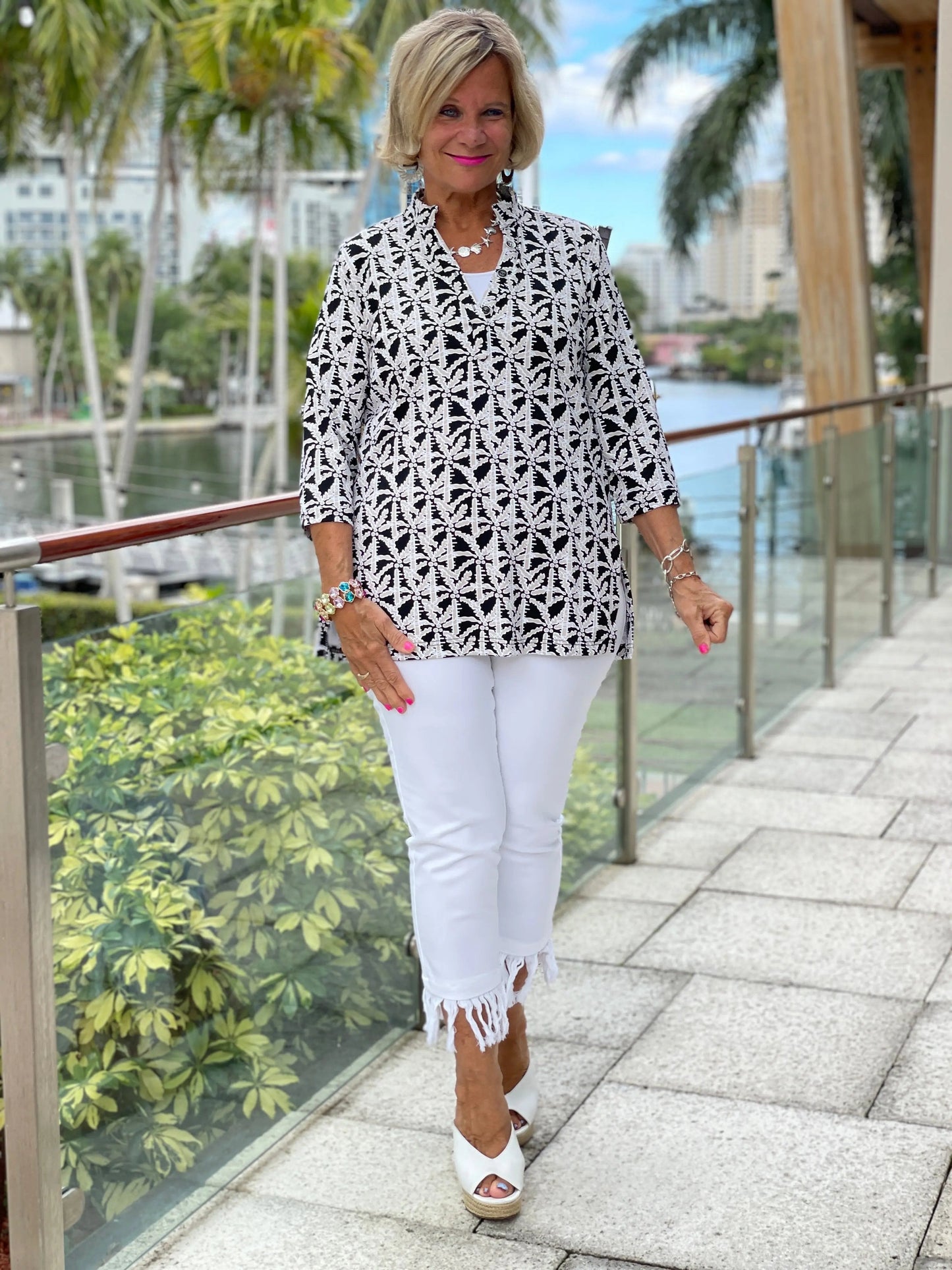 BLACK AND BEIGE TUNIC