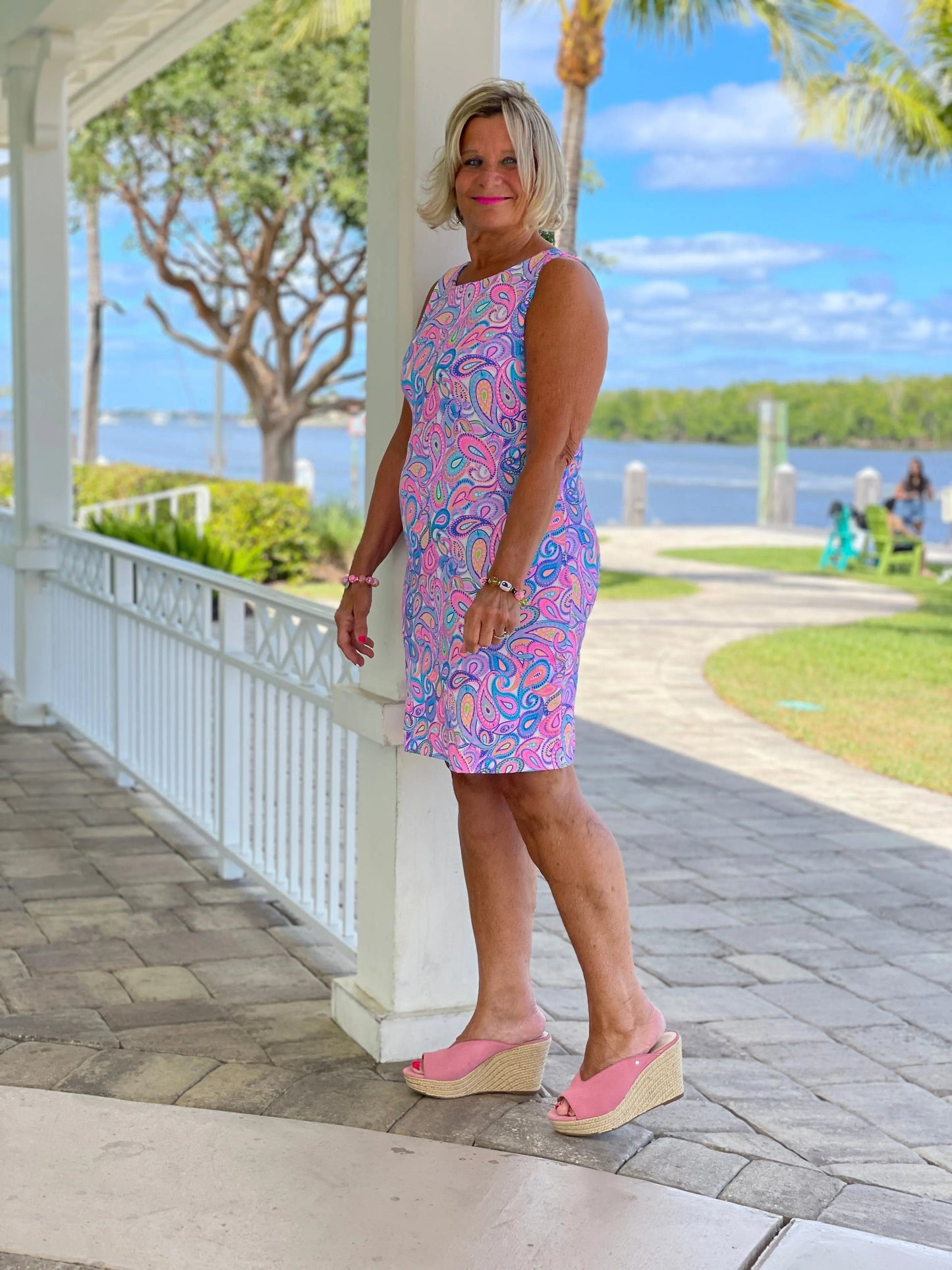 CAROLINA PAISLEY SHIFT DRESS