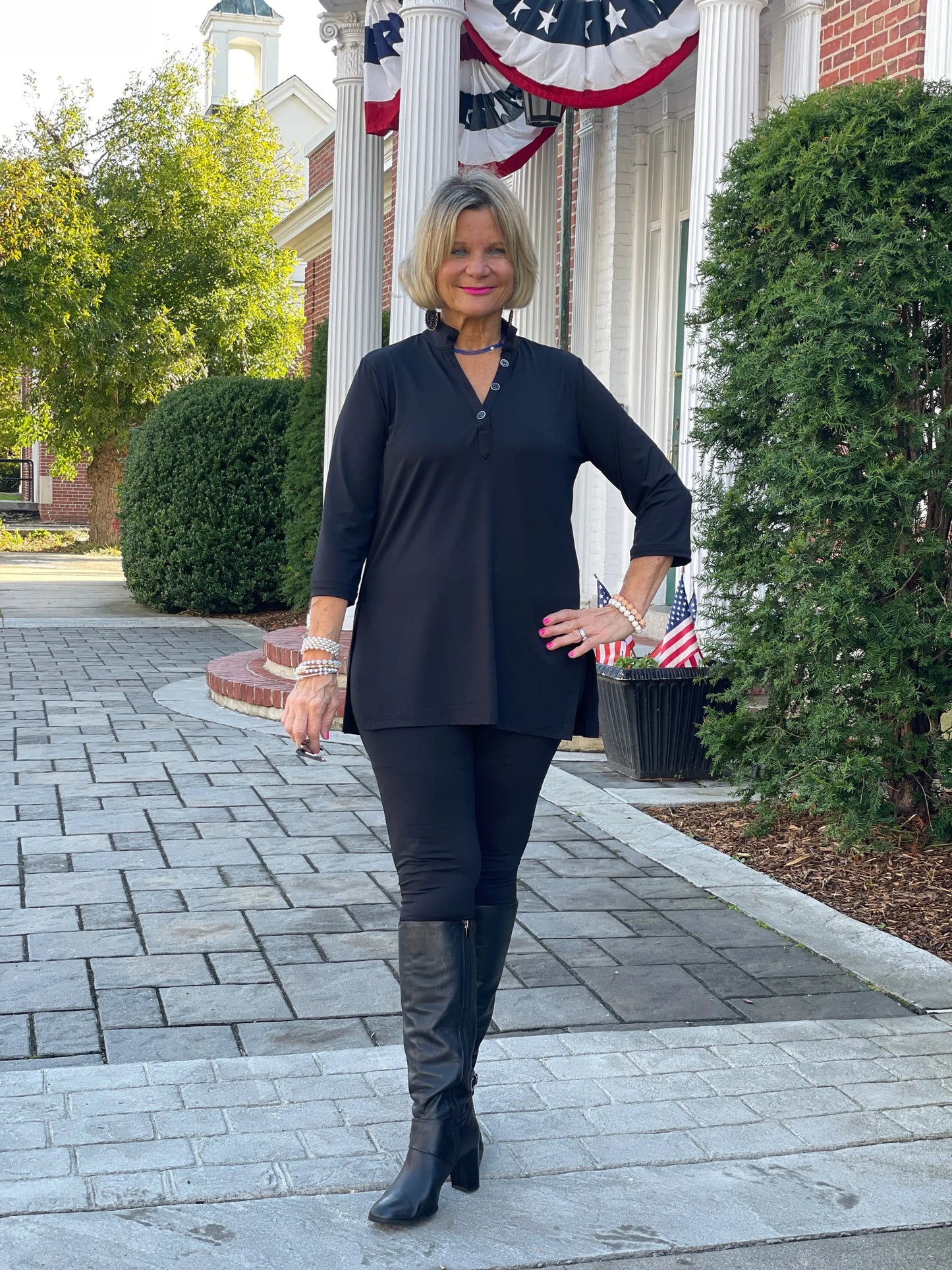 LULU-B BLACK TRAVEL LEGGINGS