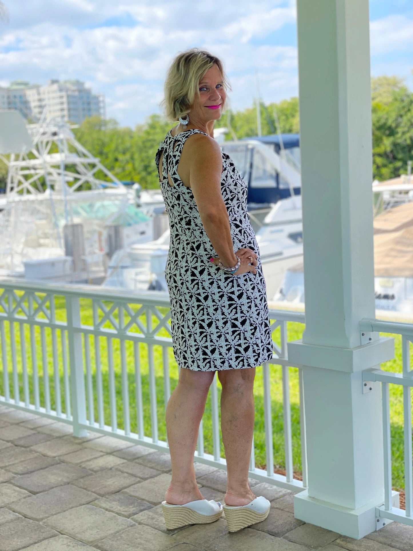 BLACK AND BEIGE HALTER DRESS