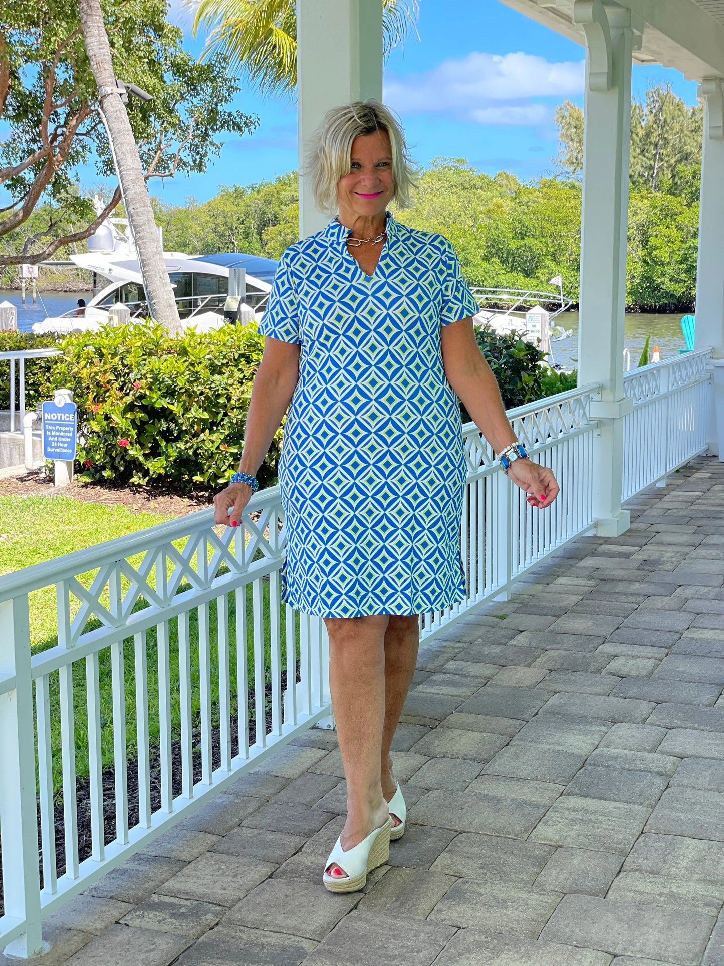 AQUA DIAMONDS SHORT SLEEVE DRESS