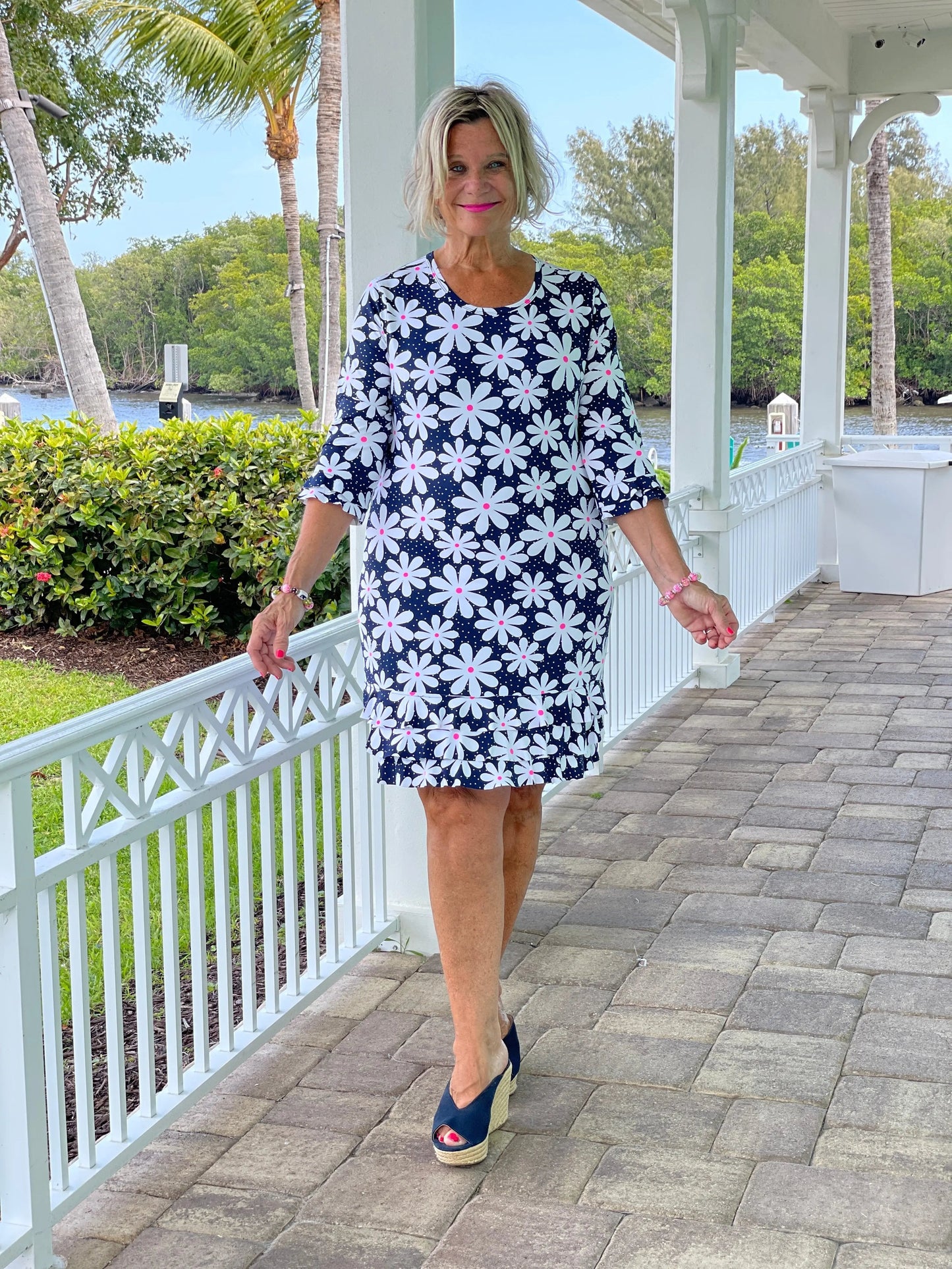 DAISY DAY SLEEVE RUFFLE DRESS
