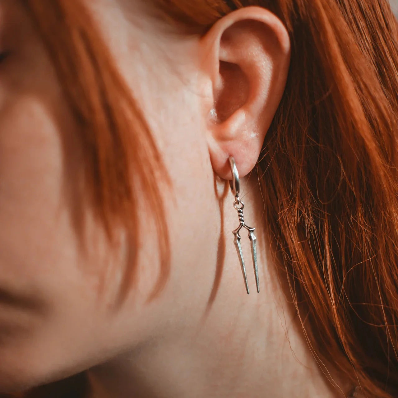 LONGINUS TWIN SPEAR EARRINGS