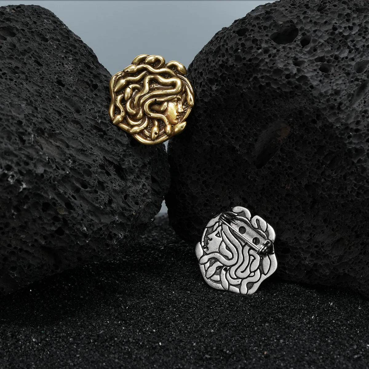 MEDUSA UNBOUND BROOCH