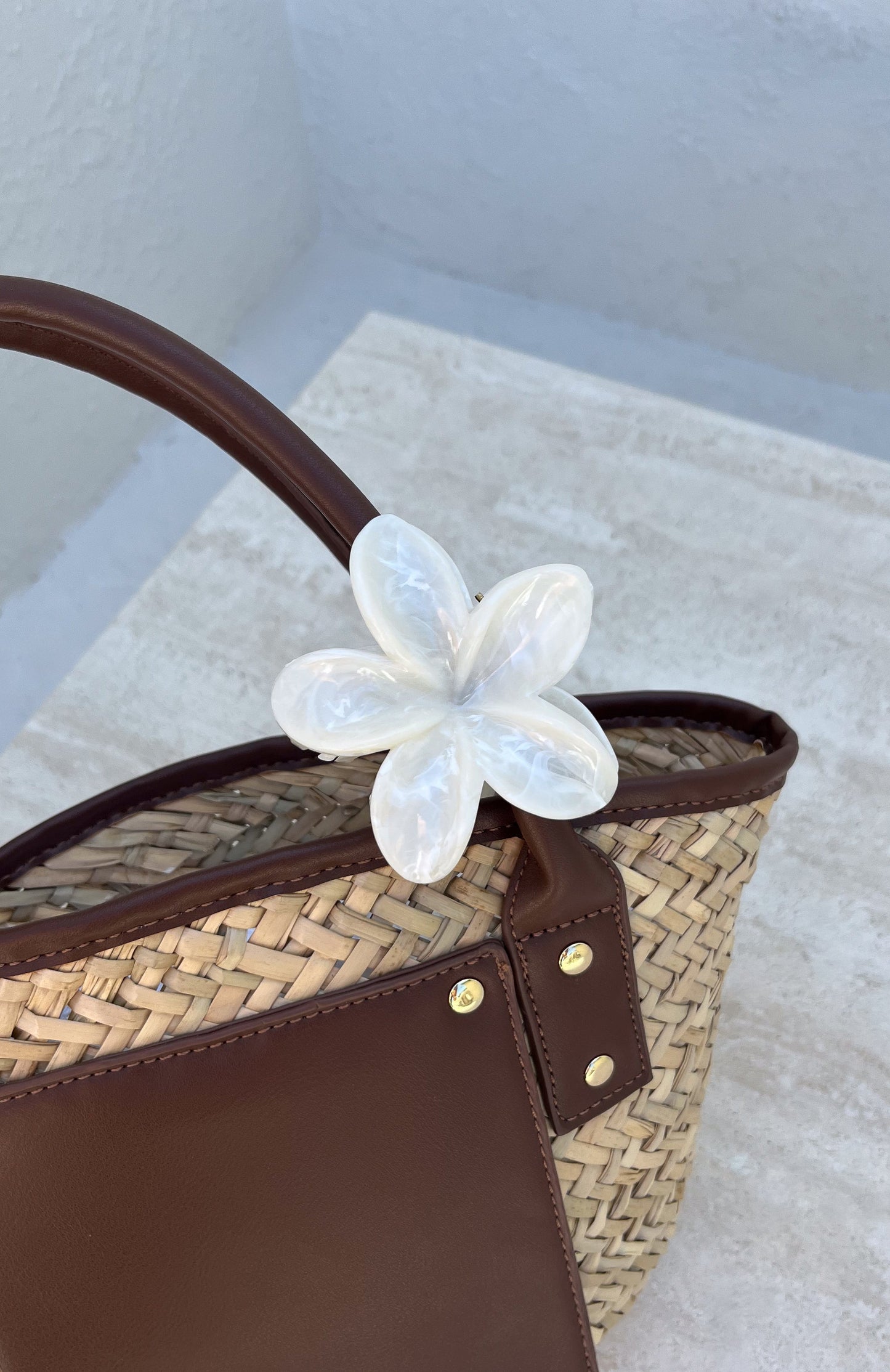 Floral Charm Hair Clip White Marble