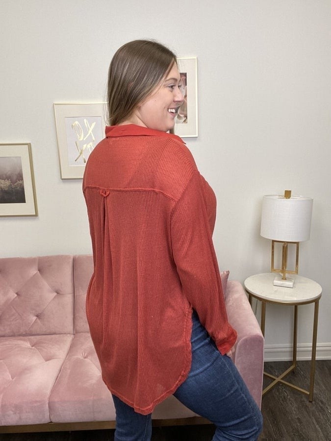 Modern Class Women's Shirred Long Sleeve Top