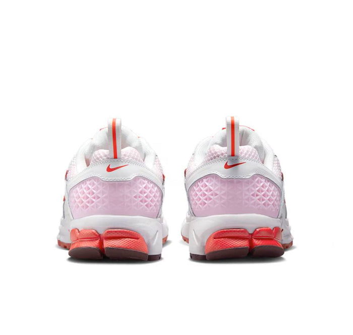 Nike Zoom Vomero 5 Valentine's Day